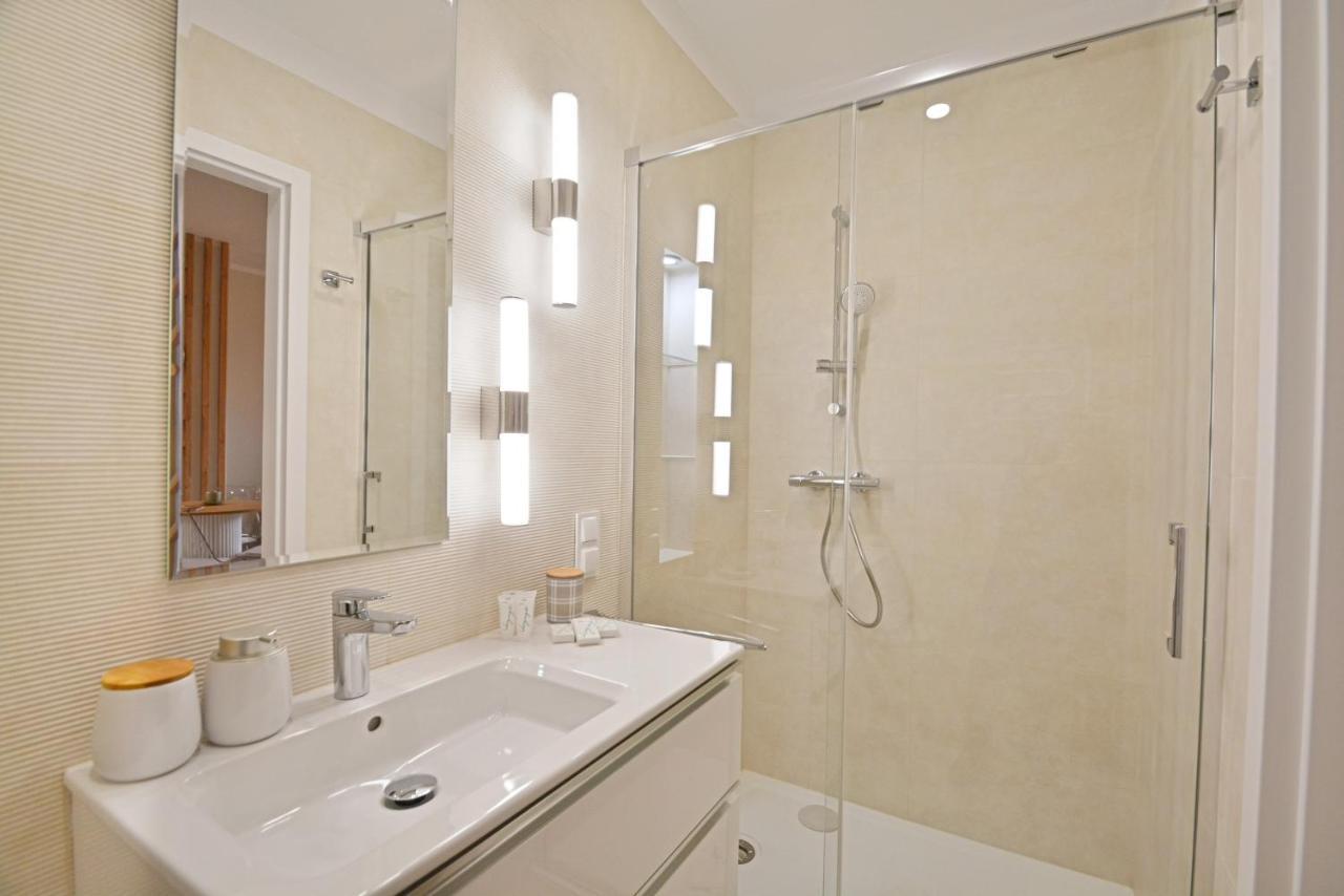 Osiedle Seaside Garden - Apartamenty Bryza Z Garazem, 100M Od Promenady Свіноуйсьце Екстер'єр фото